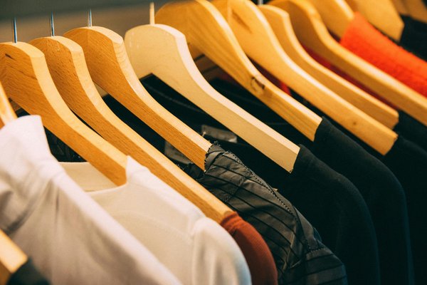 Vêtements personnalisés pour associations : un atout gagnant
